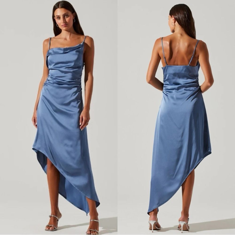Astr the Label NWT MIRIE COWL NECK MIDI DRESS in Slate Blue Small MSRP $98